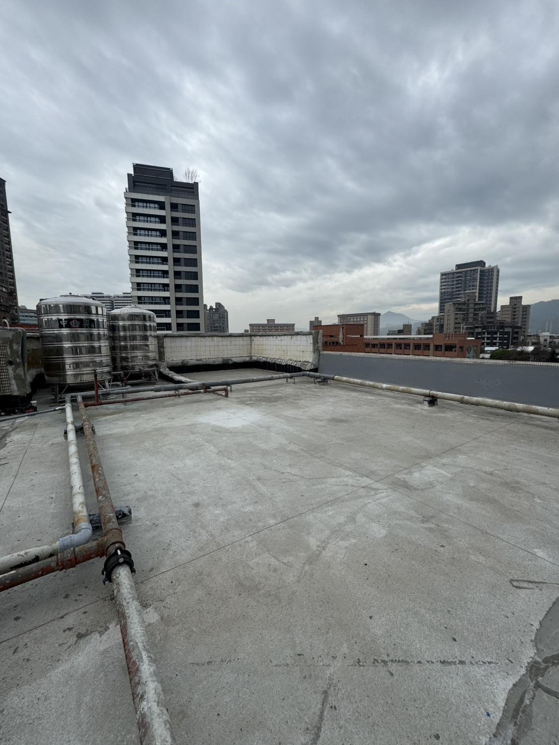 虹運團隊於台北市北投區太陽能案場進行現場查勘